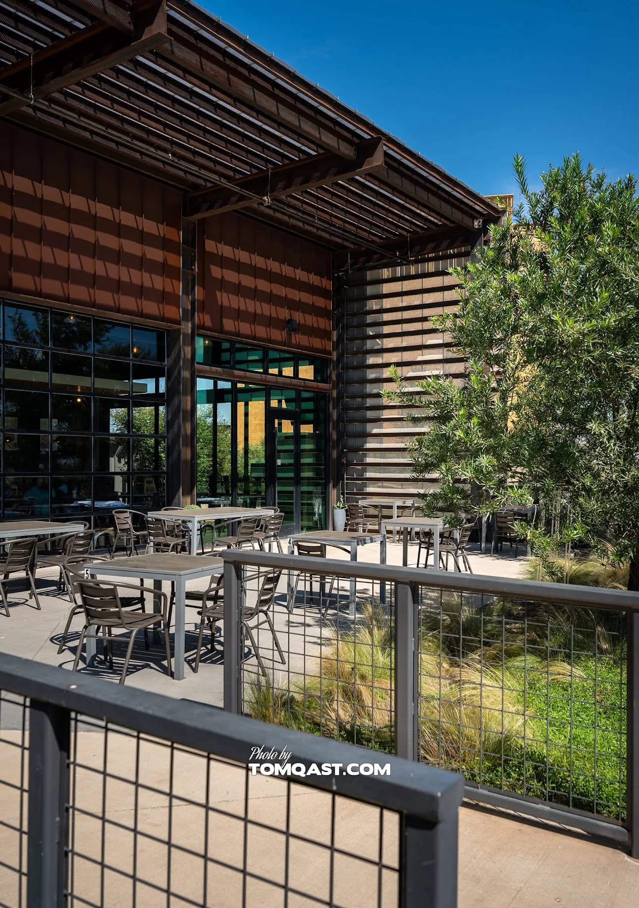 Outdoor patio seating at Phoenix Pho
